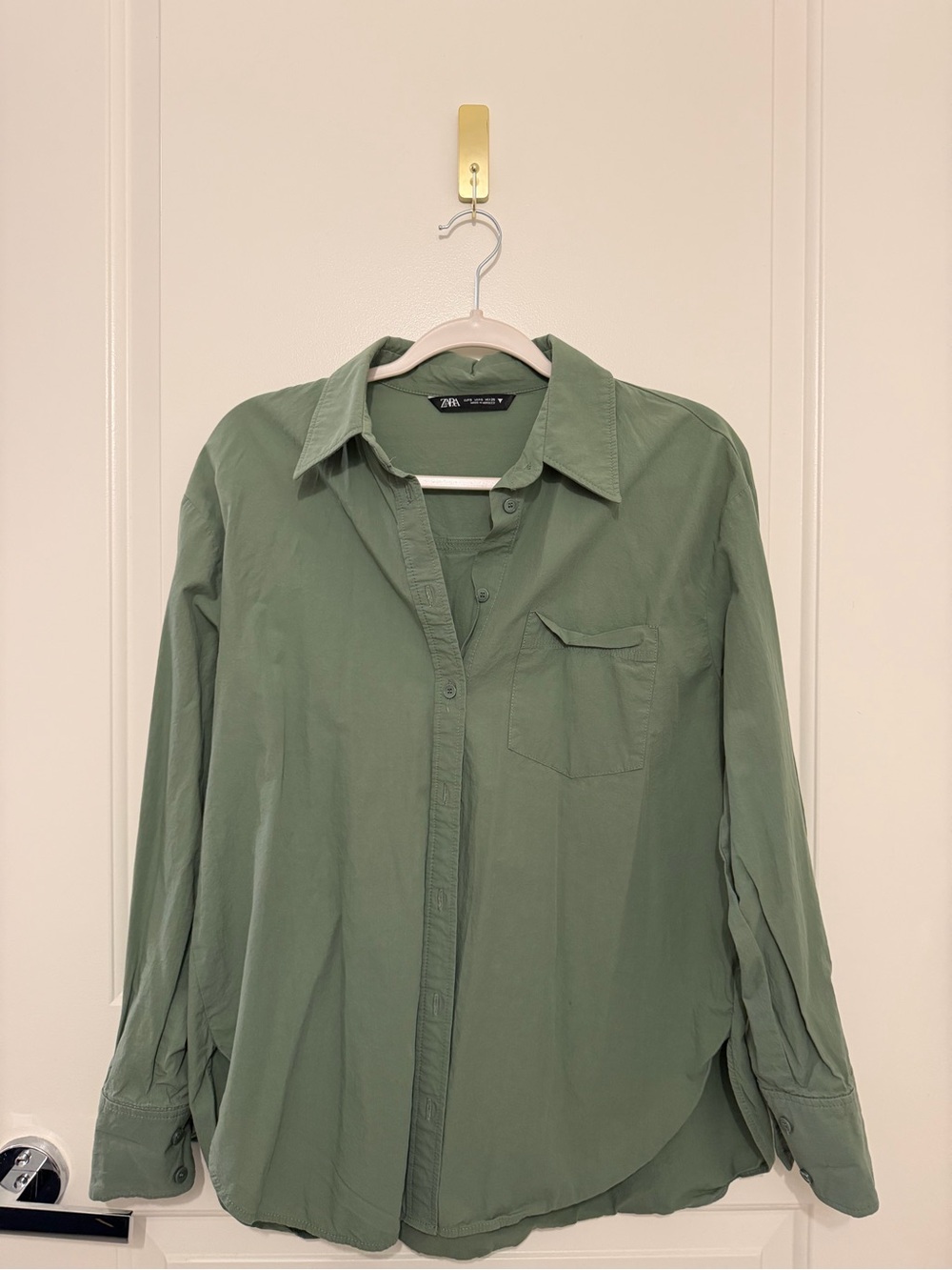 Zara Light Green Button-Front Shirt